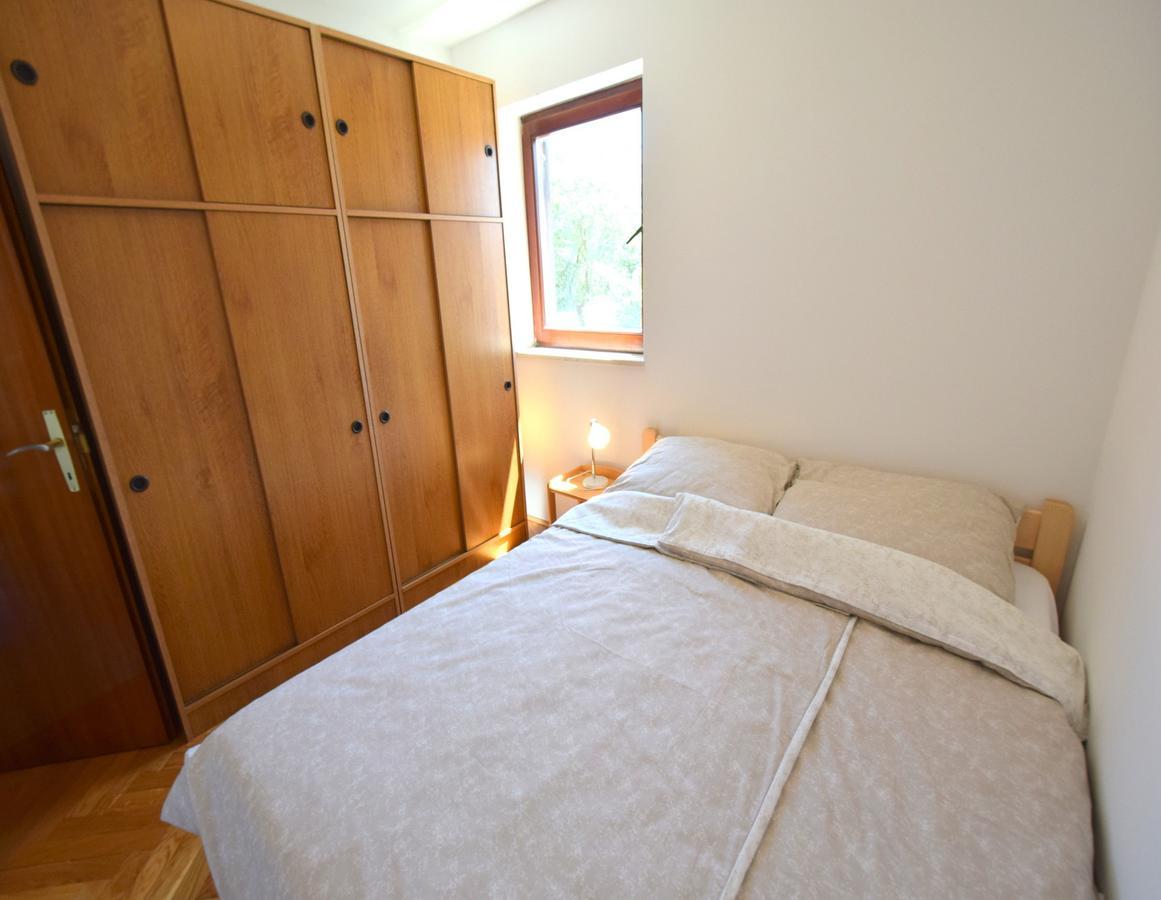 Apartment Ozren Малинска Экстерьер фото